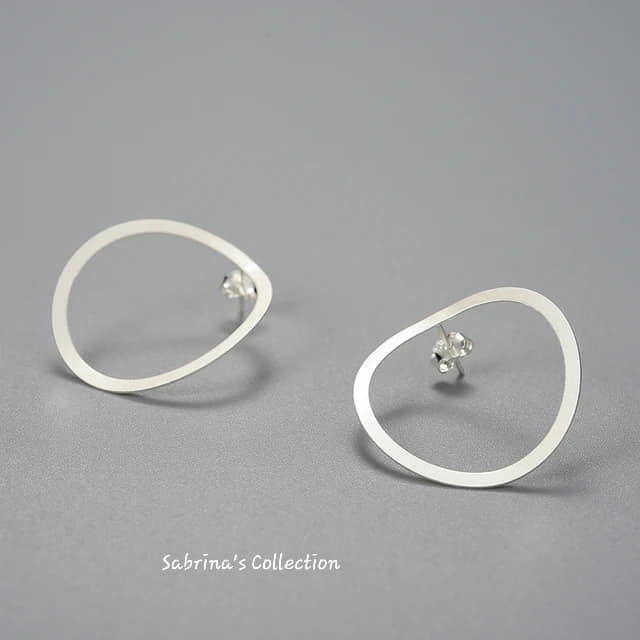 Sabrina`s Collection | Circle Drop Earrings