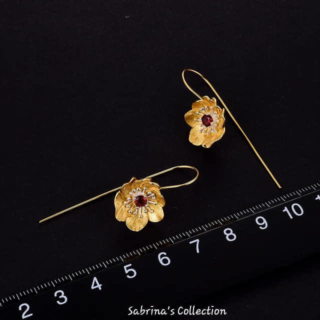 Sabrina`s Collection | Blooming Anemone Flower  Earrings