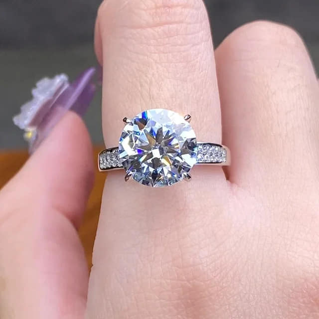 Sabrina`s Collection | 5CT Carat Moissanite Diamond Solitaire Ring