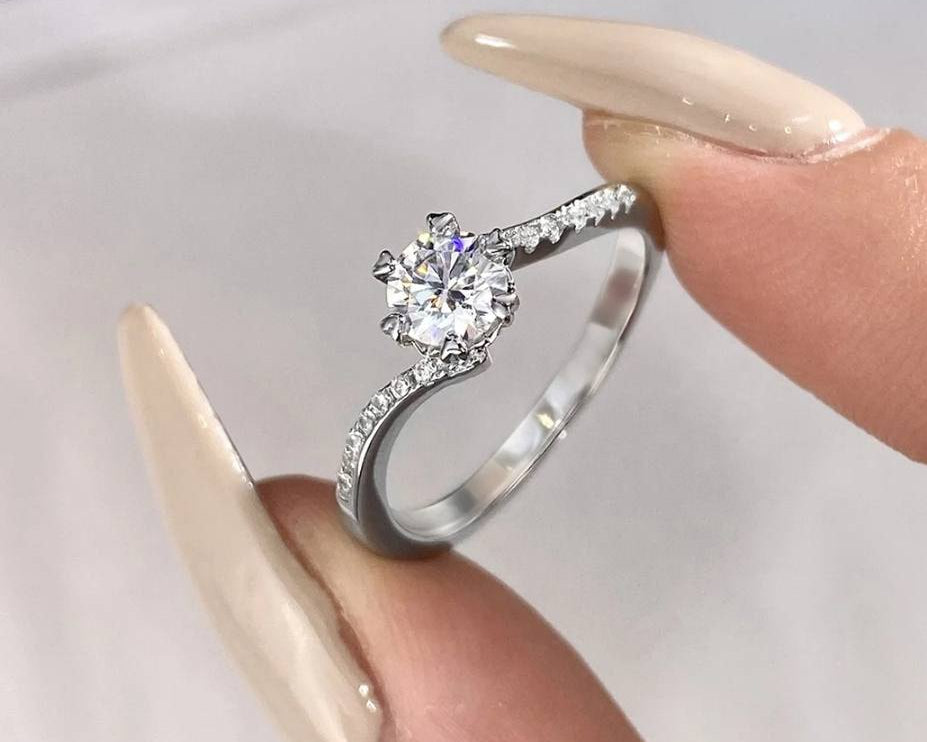 Sabrina`s Collection | 2ct Carat  Twisted Arm Snowflake Moissanite Diamond Ring