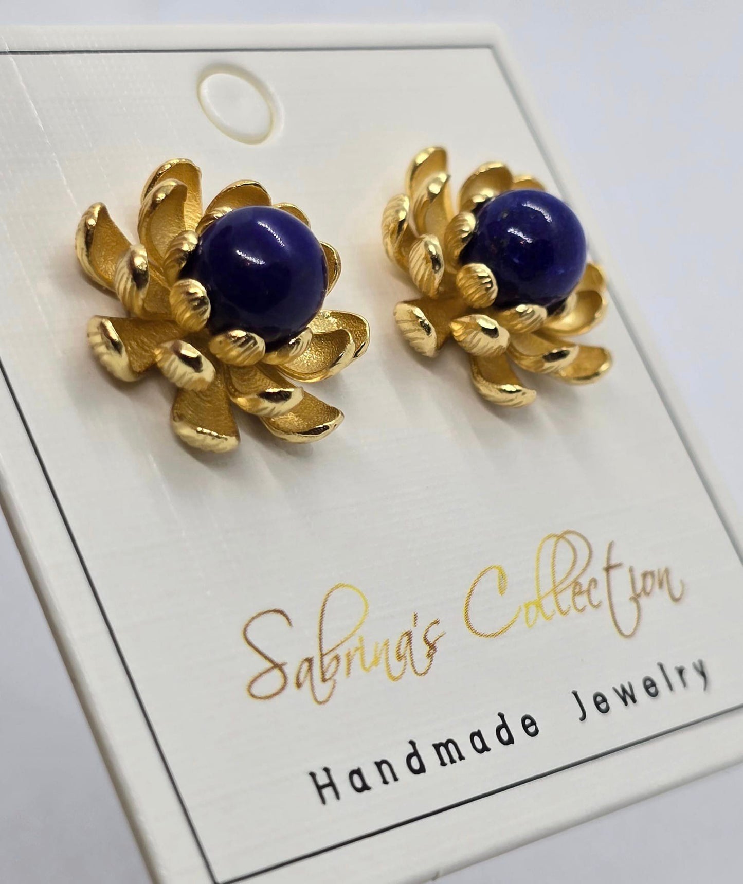 Sabrina`s Collection | Natural Blooming Stud  Earrings