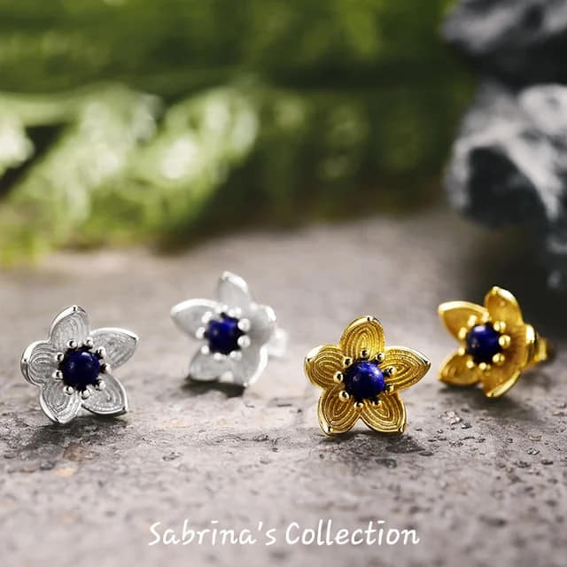Sabrina`s Collection | 925 Silver Sterling Natural Lapis  Flower Stud  Earrings