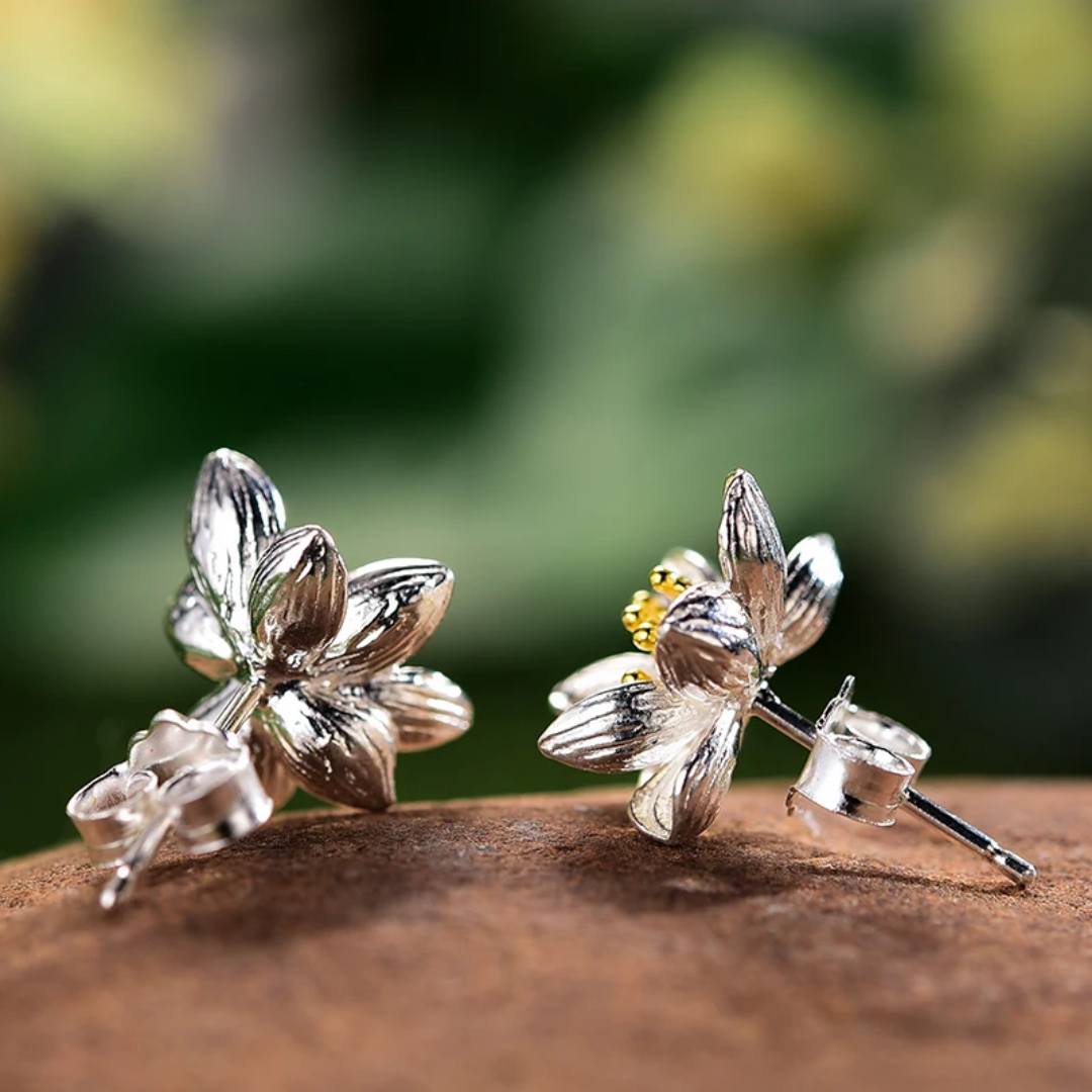 Sabrina`s Collection | Flower Stud Earrings