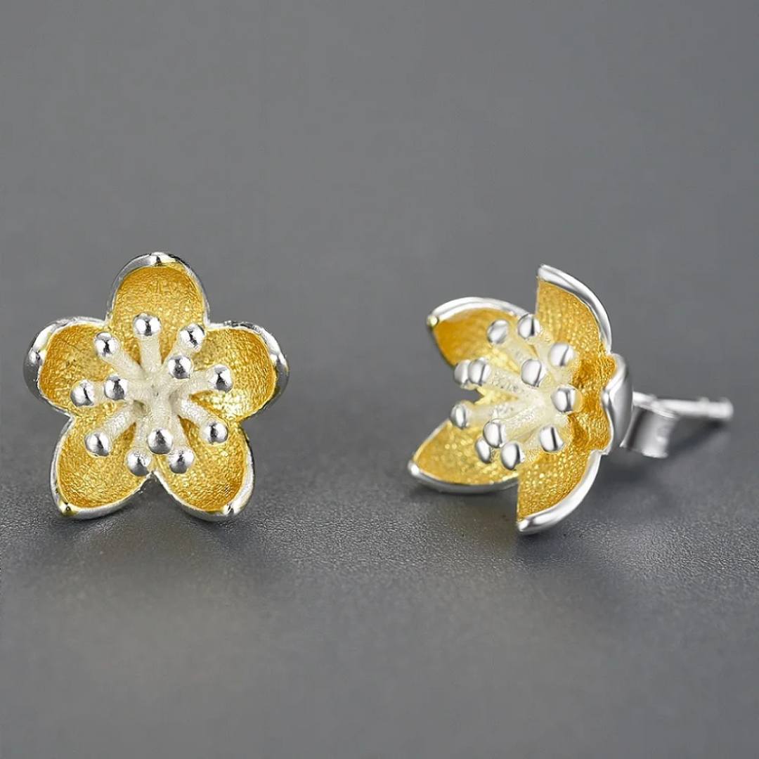 Sabrina`s Collection | Flower Stud Earrings