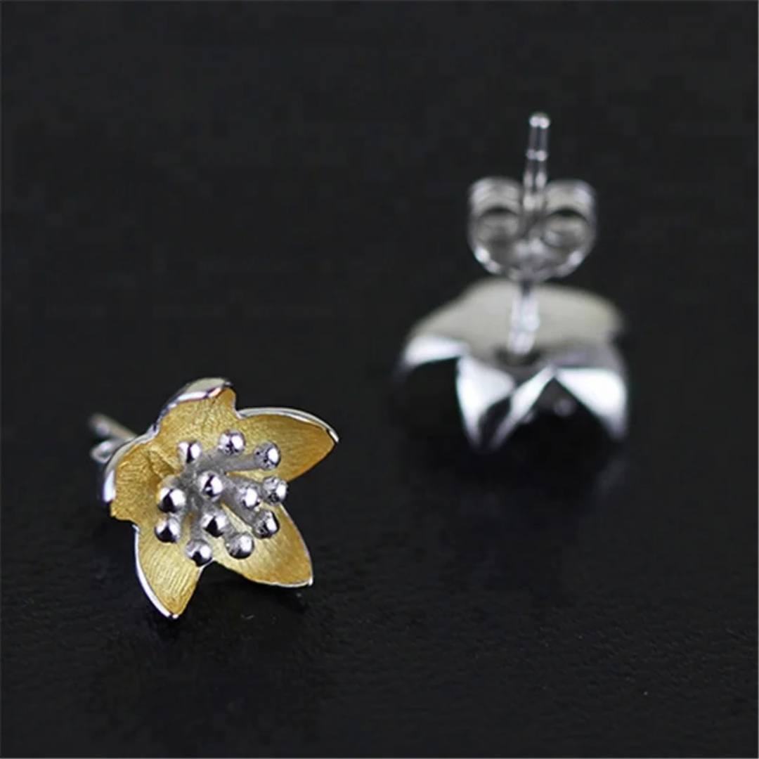 Sabrina`s Collection | Flower Stud Earrings