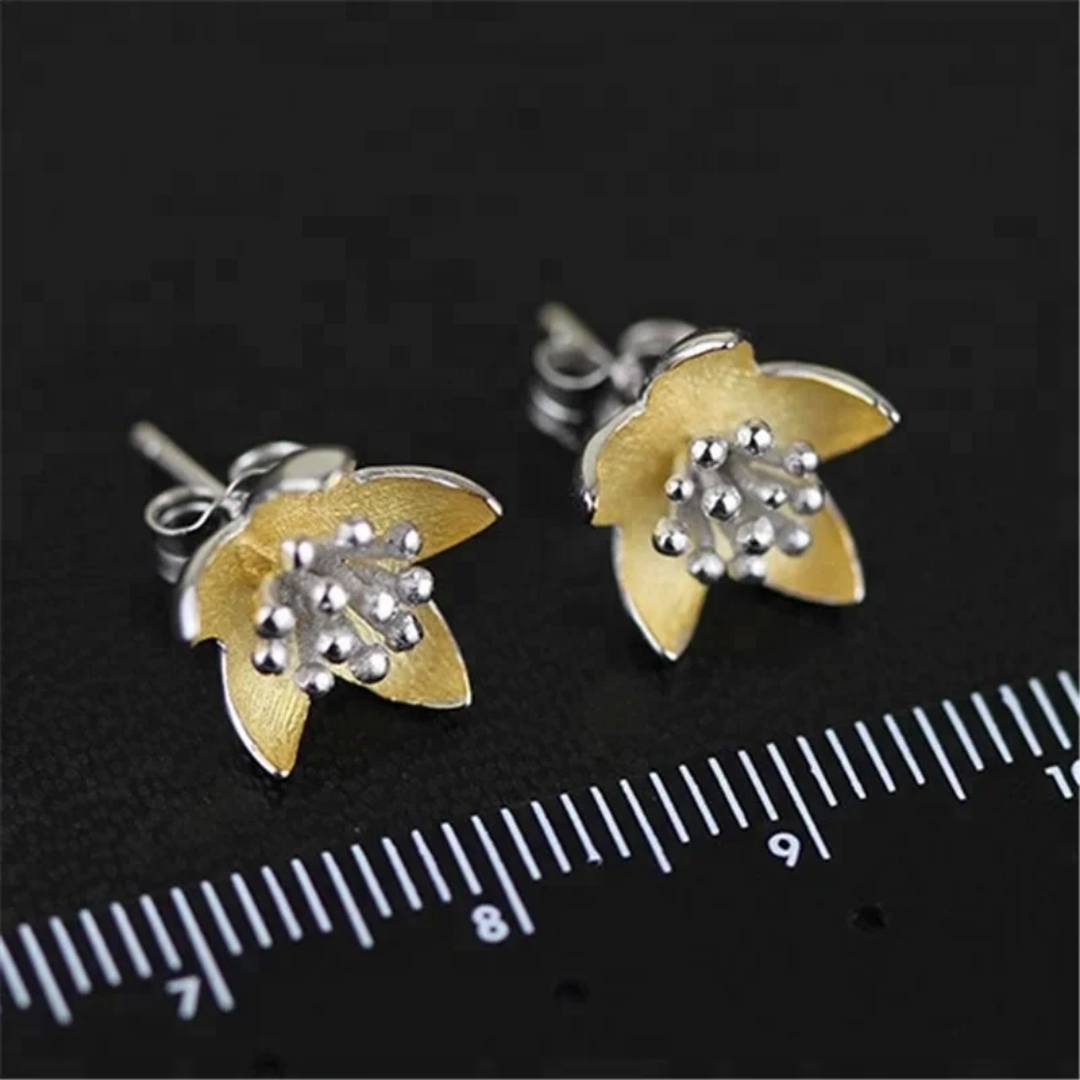 Sabrina`s Collection | Flower Stud Earrings